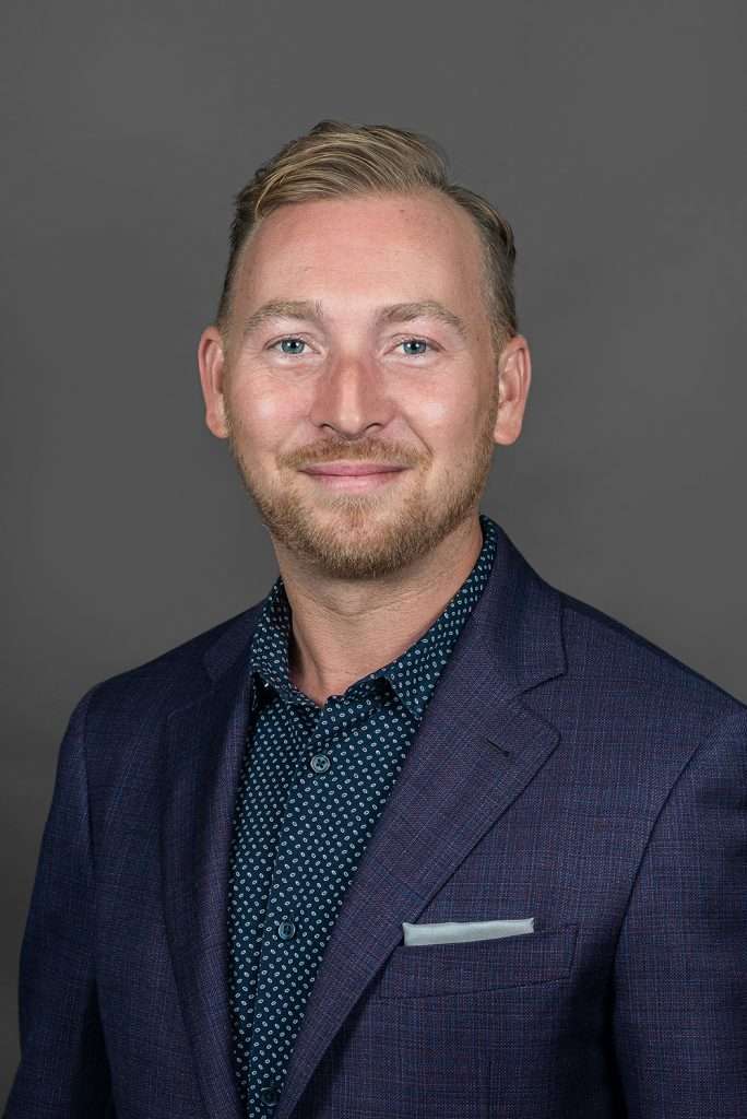 Daniel Valentine